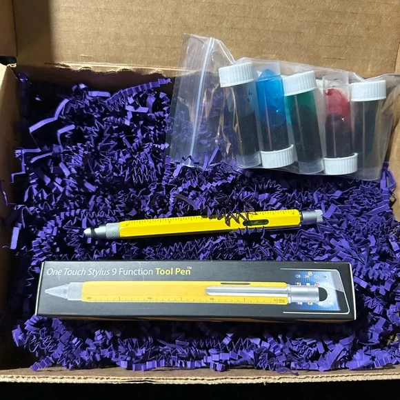 Monteverde Calligraphy Pen with 5 containers of inks New Never been used - Picture 7 of 7